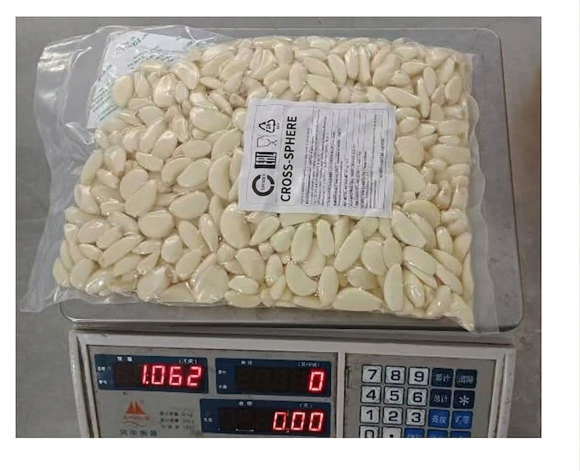 Fresh Peeled Garlic Cloves (1kg Bag) – Ready to Cook